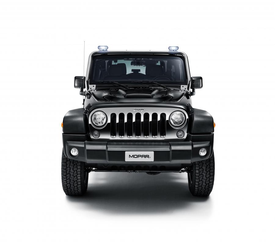  Jeep Wrangler Rubicon MoparONE Pack 2016 года  (фото 13 из 32)